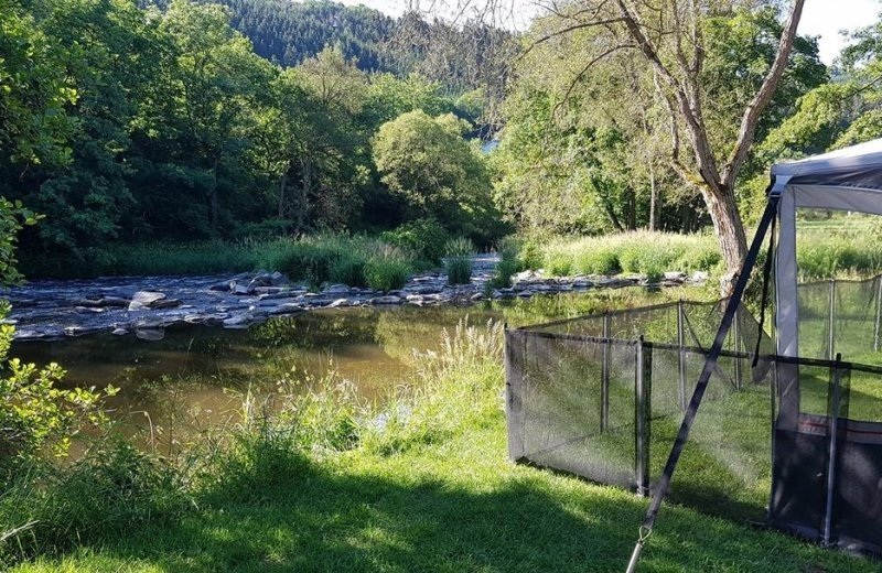 Stellplatz am Wasser Groß