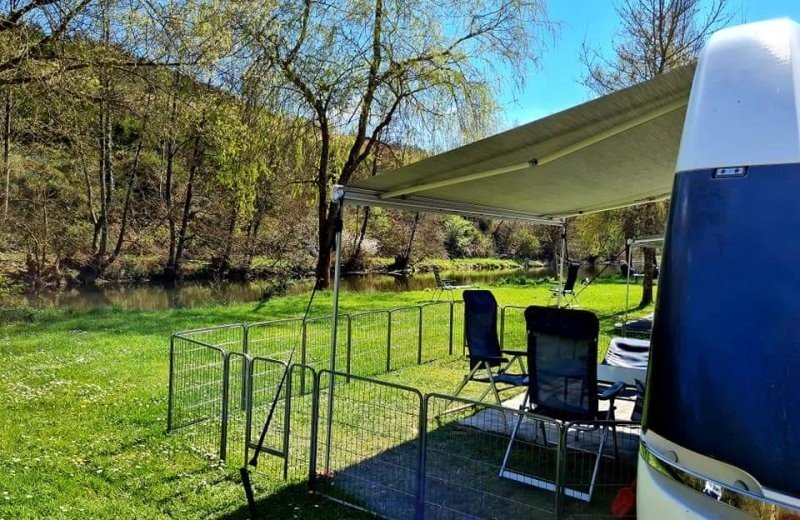 Campingplatz am wasser gros 2